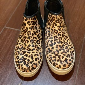Steve Madden Leopard Calf Half Pull-on Sneakers - NWOT Women’s Size 9